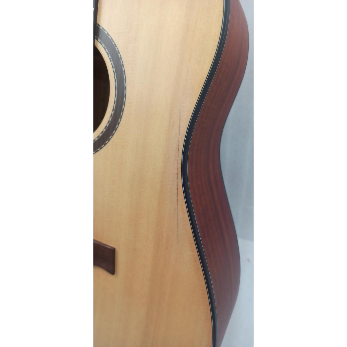 Vault DA40 41 Inch Premium Solid Spruce-Top Dreadnought Acoustic Guitar - Open Box B Stock