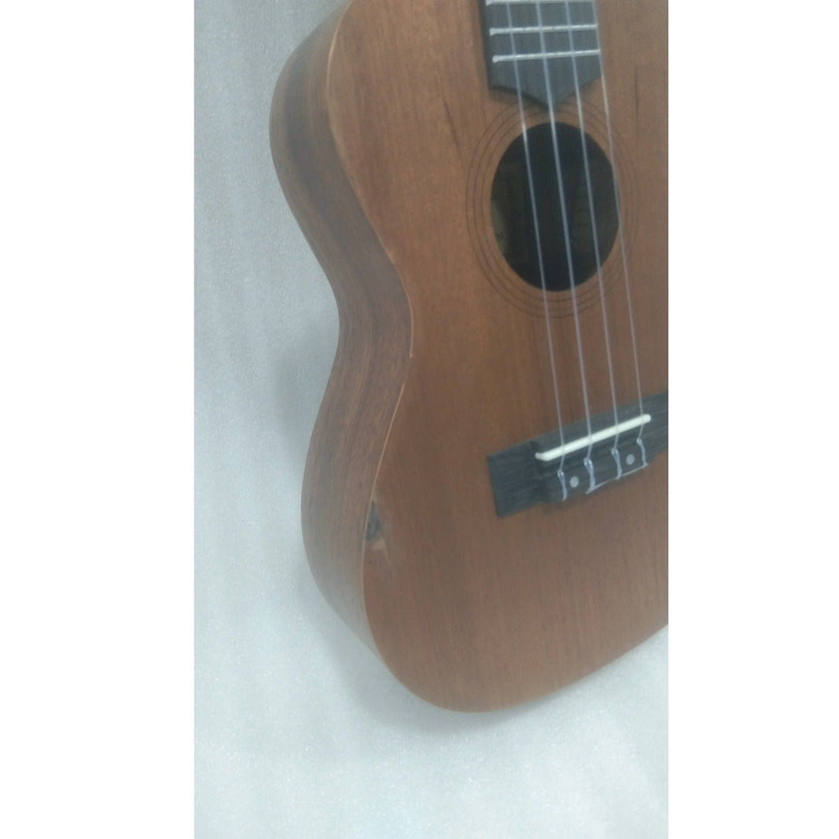 Vault UK-100C Concert Ukulele - Open Box B Stock