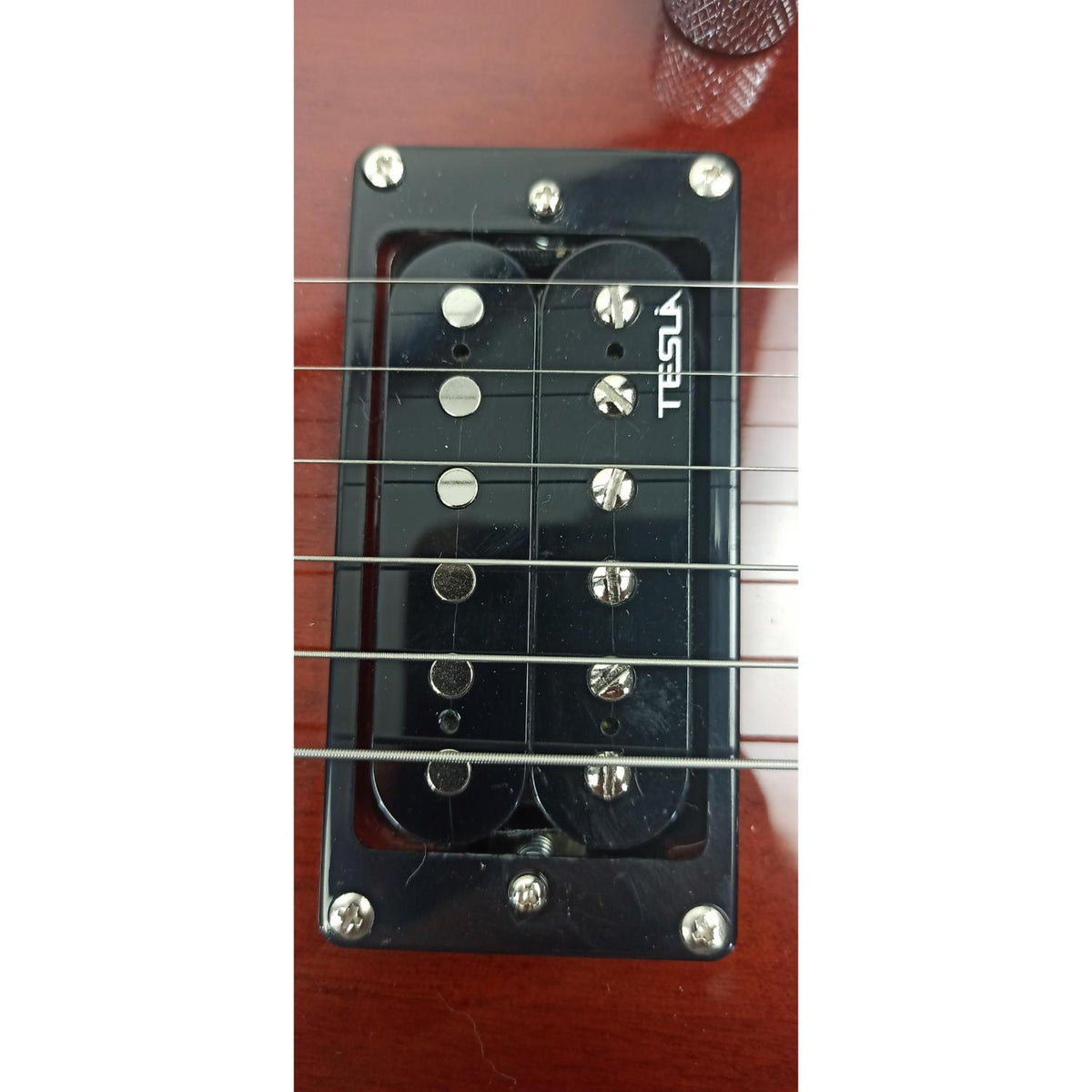 Vault Performer Pro RG 6 String Electric Guitar - High Gloss Solid Mahogany - Open Box