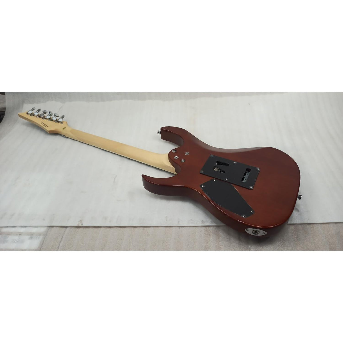 Vault Performer Pro RG 6 String Electric Guitar - High Gloss Solid Mahogany - Open Box
