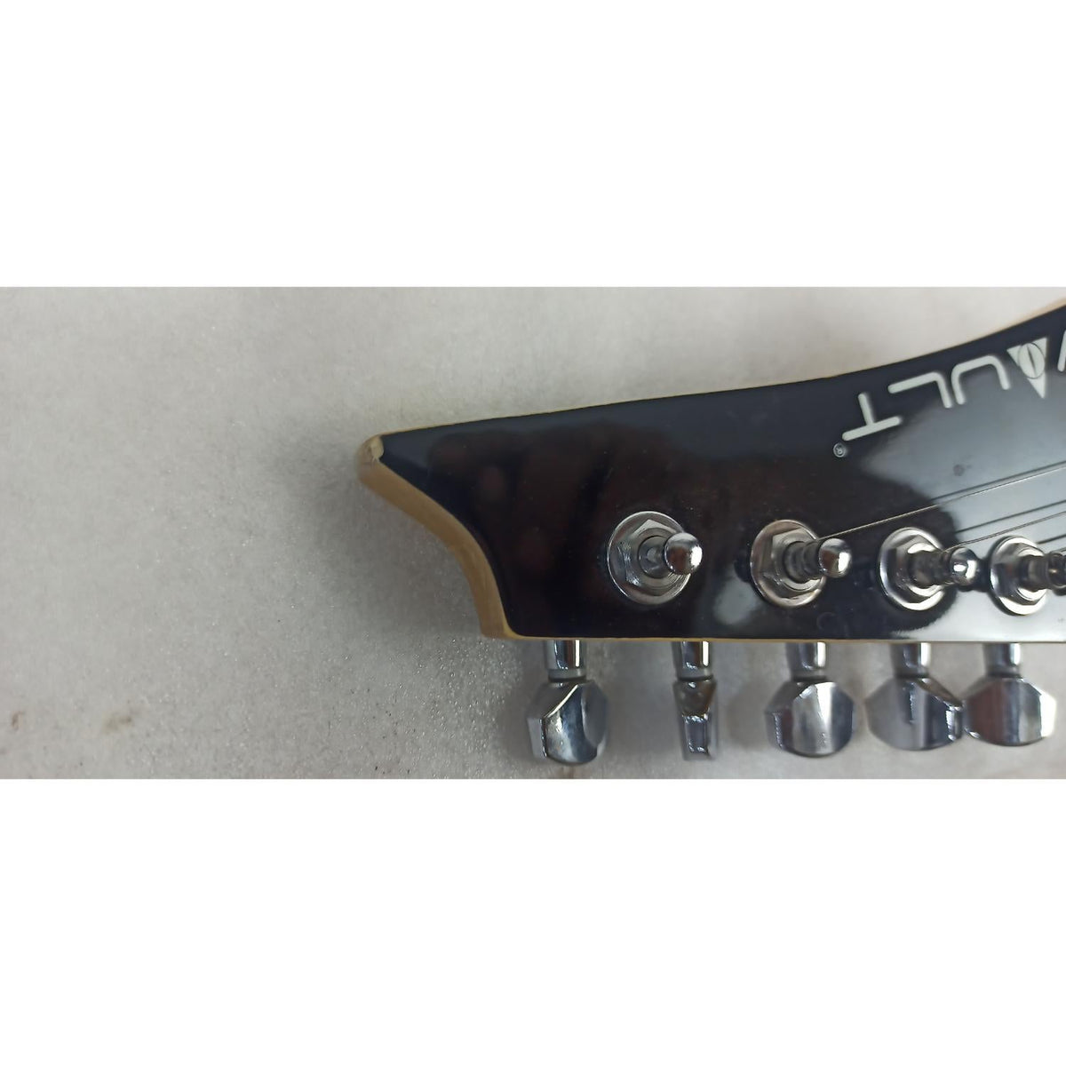 Vault Performer Pro RG 6 String Electric Guitar - High Gloss Solid Mahogany - Open Box