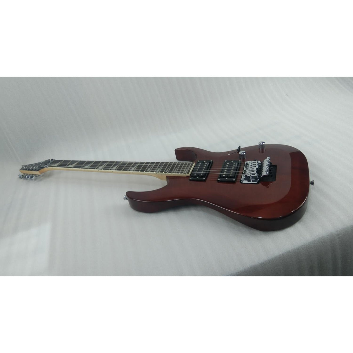 Vault Performer Pro RG 6 String Electric Guitar - High Gloss Solid Mahogany - Open Box