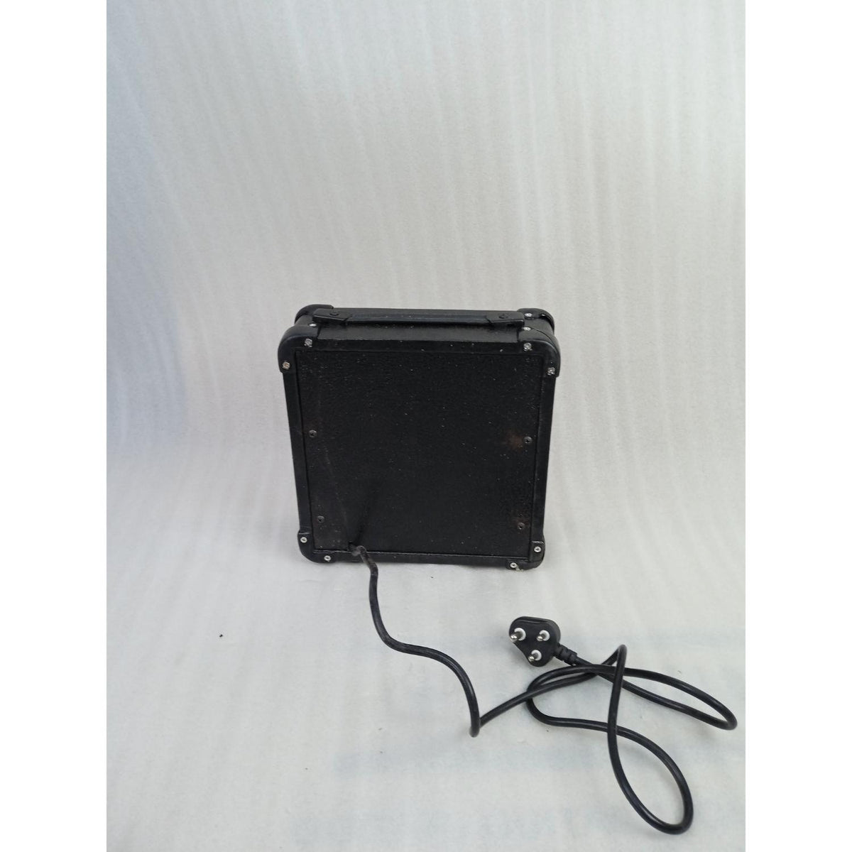 Vault GA10 Guitar Amplifier - 10 watts - Open Box B Stock