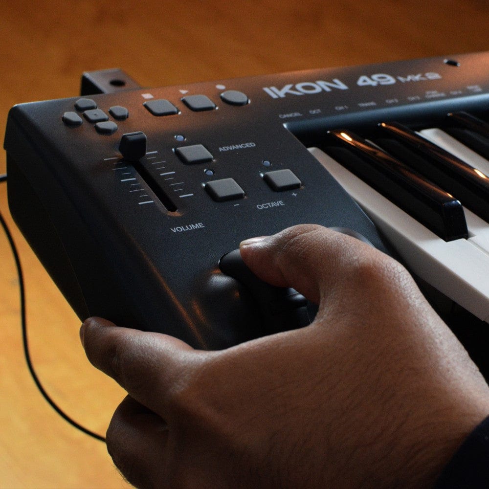 Vault Ikon MK2 49 Key Velocity Sensitive Midi Keyboard with Bitwig 8-Track Bundle - Open Box