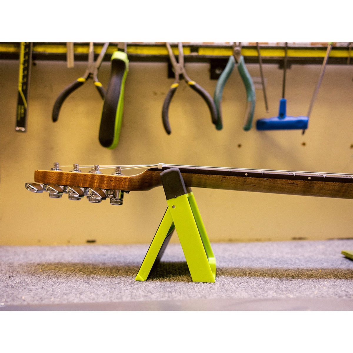 Ernie Ball 9617 Guitar Neck Rest