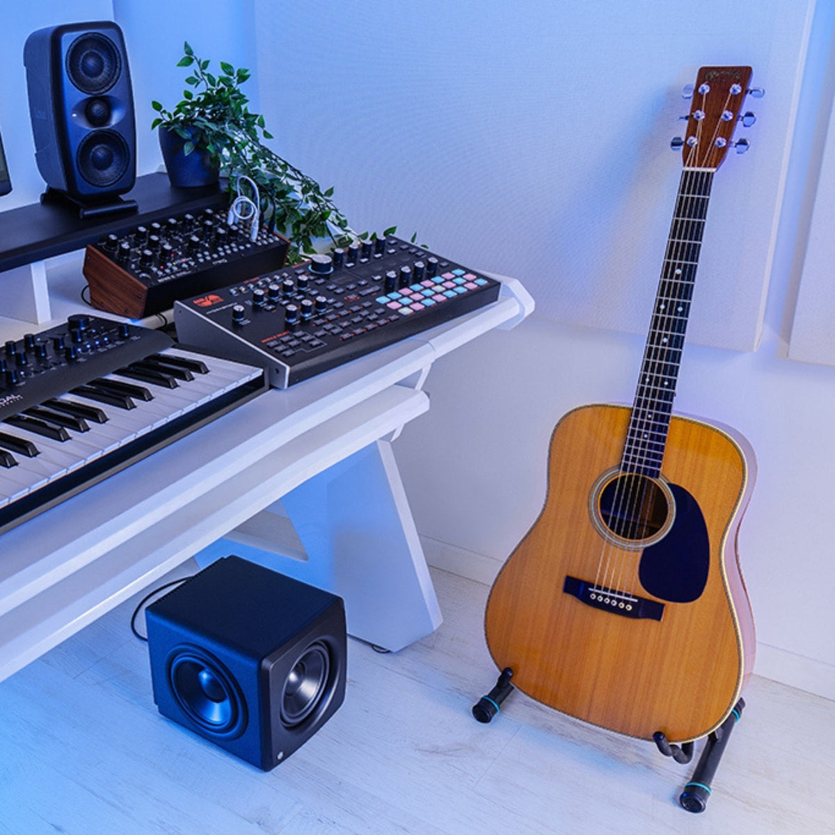 IK Multimedia iLoud Sub 6.5-inch 160W Subwoofer