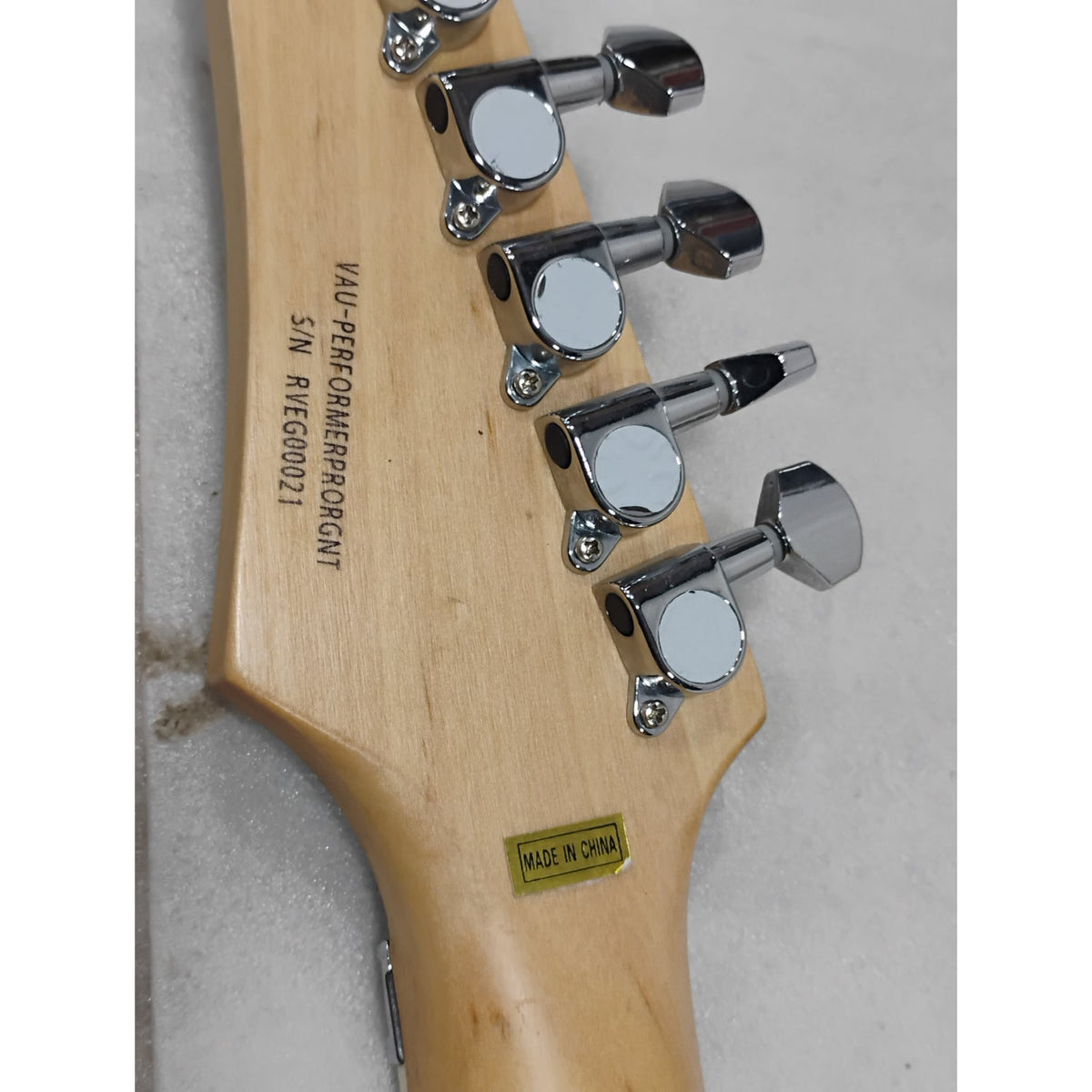 Vault Performer Pro RG 6 String Electric Guitar - High Gloss Solid Mahogany - Open Box