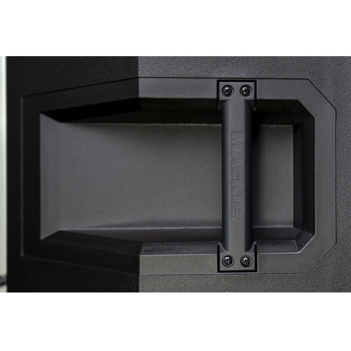 Mackie Thump Series Powered Loudspeaker