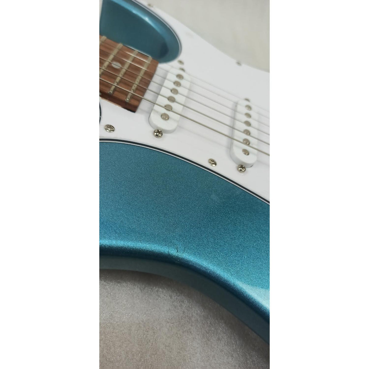 Ibanez GRX40 RG Gio Series Maple Neck 6 String Electric Guitar - Open Box B Stock