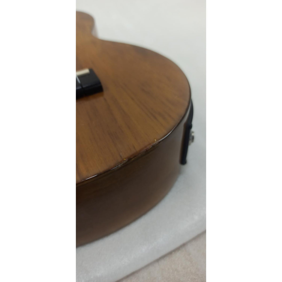 Mahalo Hano Series Electro Acoustic Concert Ukulele - Open Box B Stock