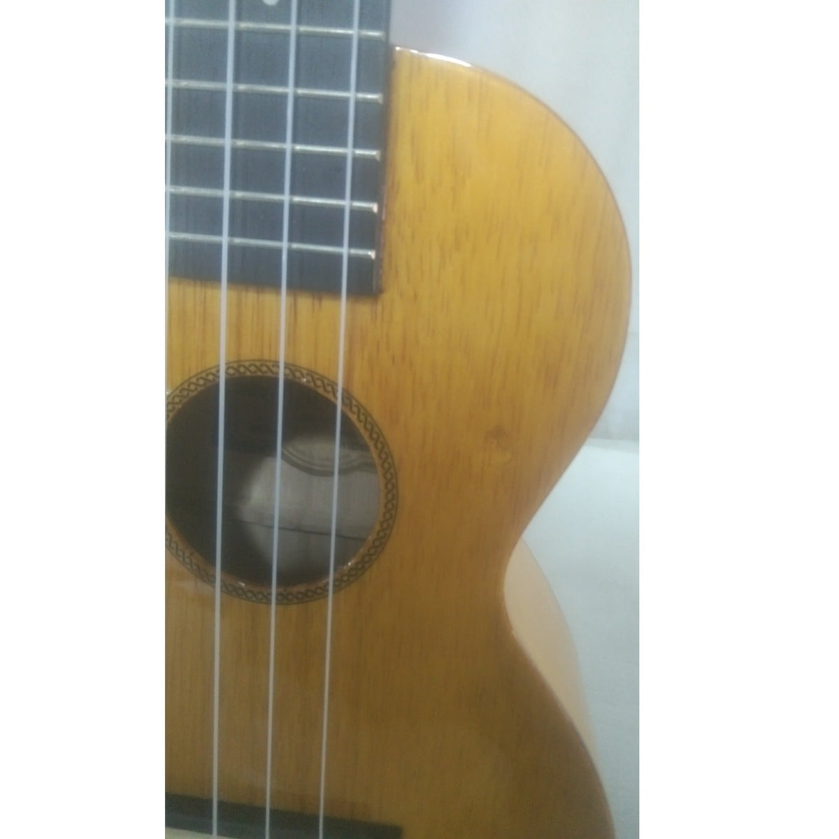 Mahalo Hano Series Concert Ukulele - Open Box B Stock