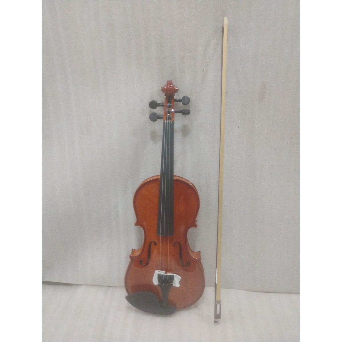 Vault Fiddler 4/4 Violin with Bow, Rosin & Case (Outfit) - Open Box