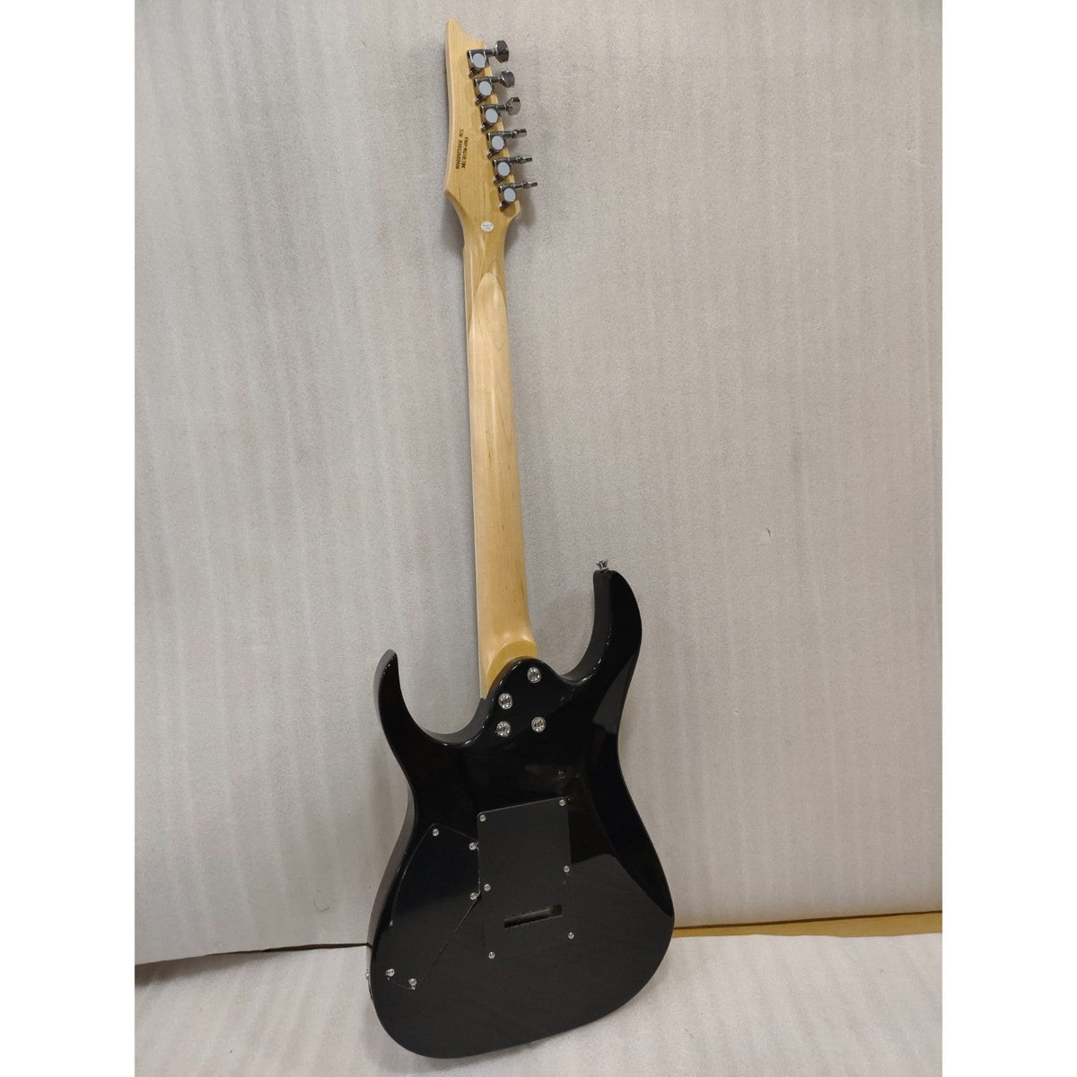 Vault RG1 Soloist Premium Electric Guitar - Open Box