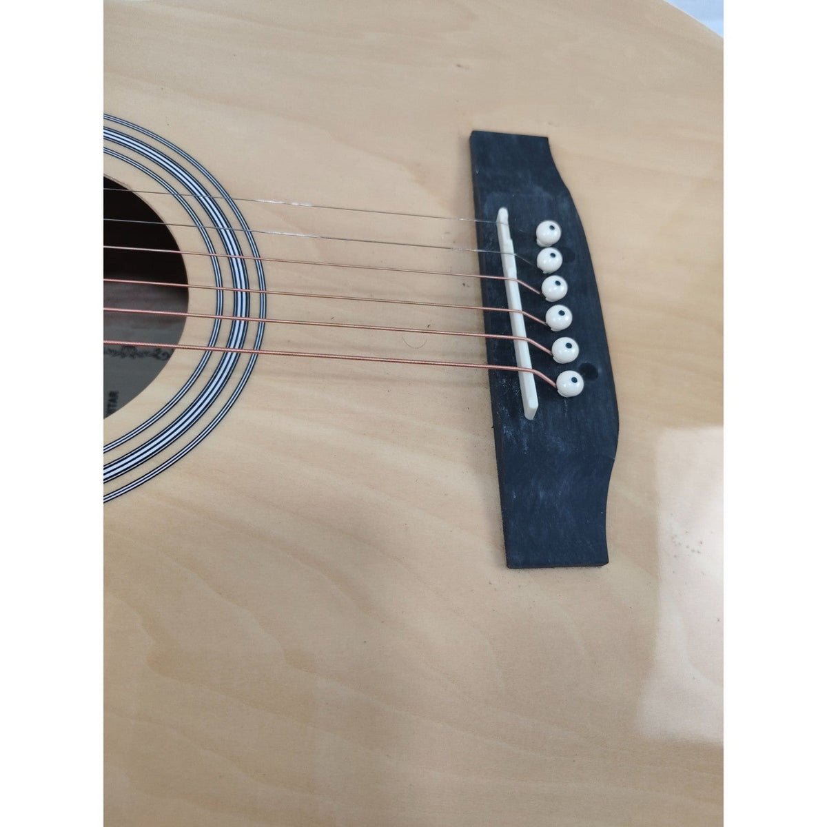 Vault EA20 Cutaway Acoustic Guitar - Open Box B Stock