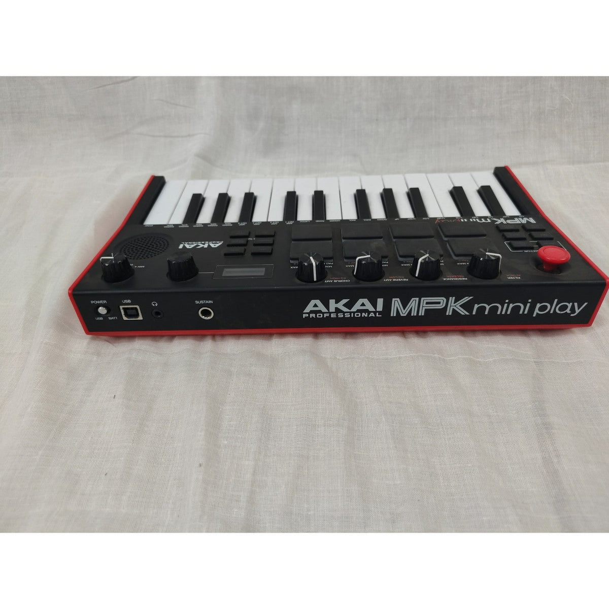 Akai MPK Mini Play Mini Controller Keyboard with Built-in Speakers With MPC Beats Software Pack - Open Box
