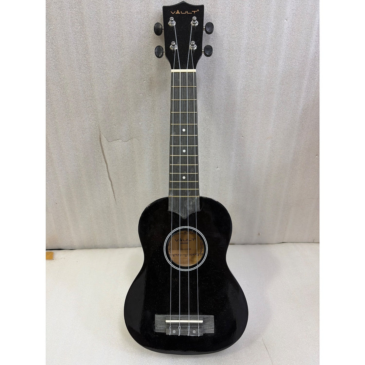 Vault UK-003 Soprano Colourful Ukulele 21 inch With Gig Bag - Open Box
