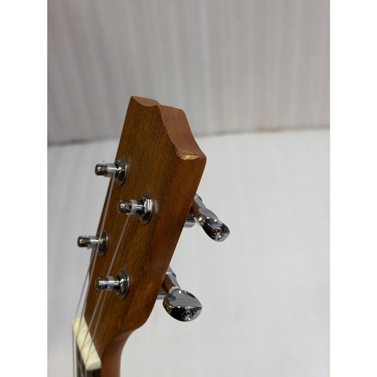 Vault UK-100S 21 inch Arched Back Soprano Ukulele With Gig Bag & Ebook - Open Box