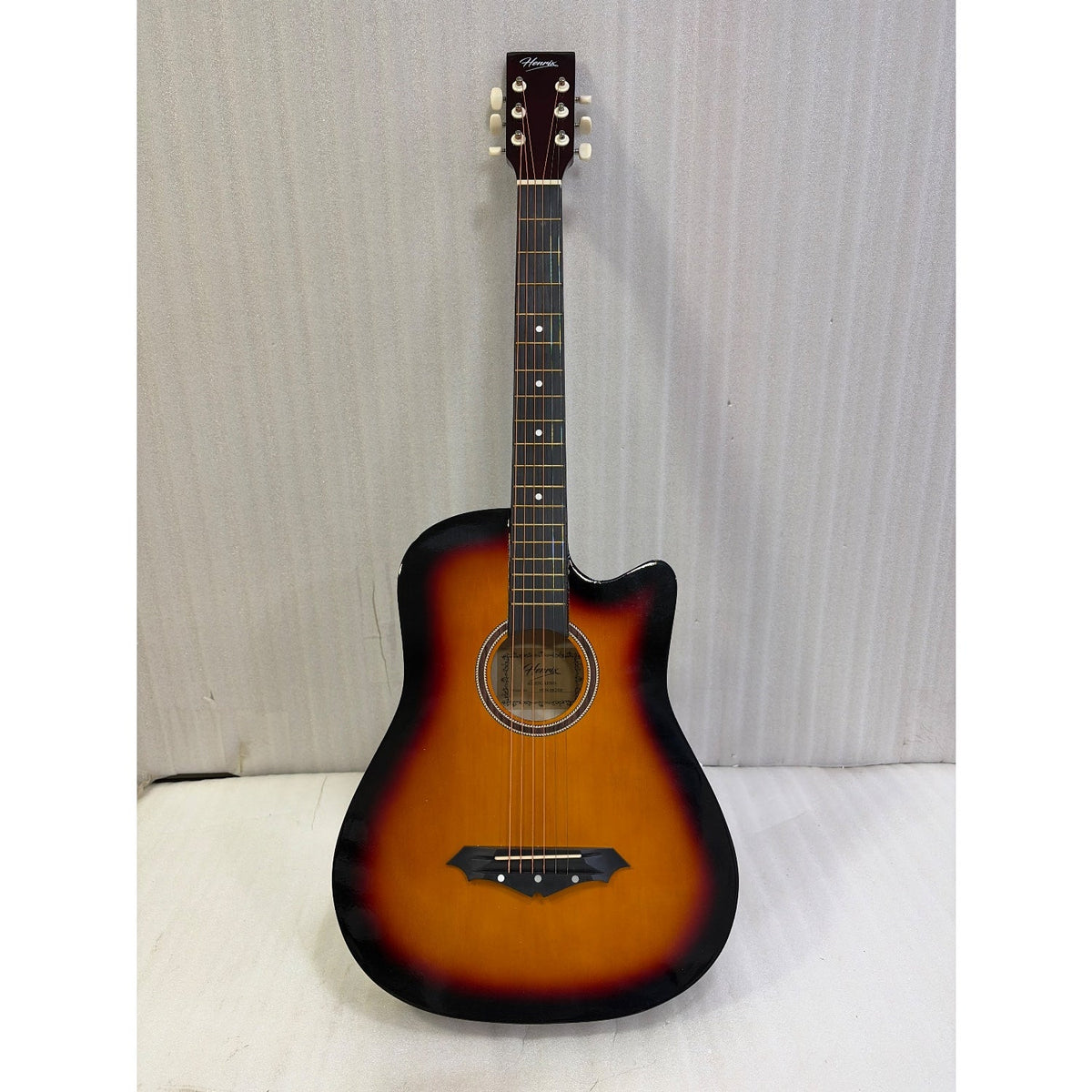 Henrix 38C 38 Inch Cutaway Acoustic Guitar with Dual Action Truss Rod, Gigbag, Picks, String Set, Strap, Cloth & Ebook - Open Box