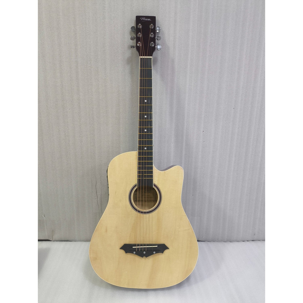 Henrix PRO 38C 38 Inch 6 String Cutaway Acoustic Guitar - Open Box