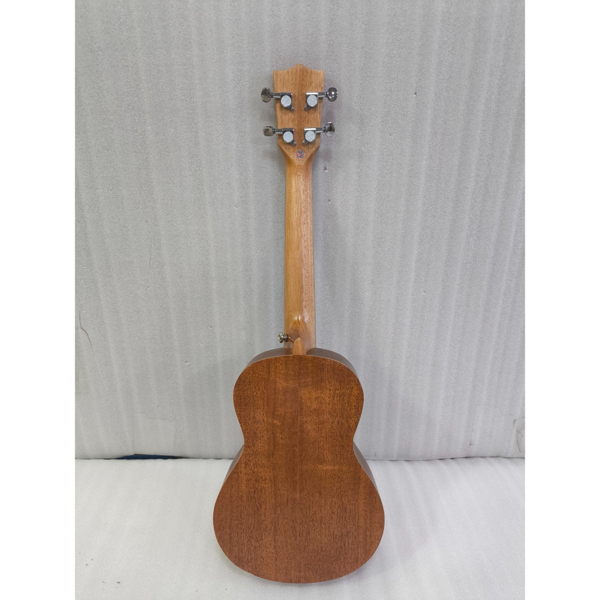 Vault UK-100T 26-inch Arched Back Tenor Ukulele With Gig Bag & Ebook - Open Box