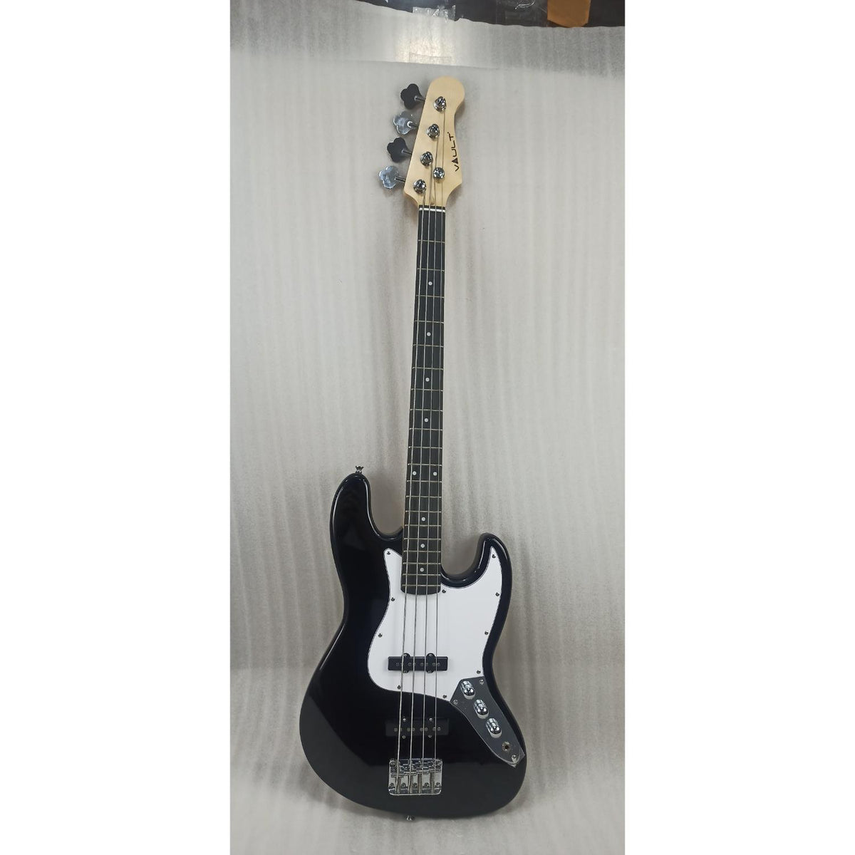 Vault JB4 Jazz Bass 4-String Bass Guitar - Open Box B Stock