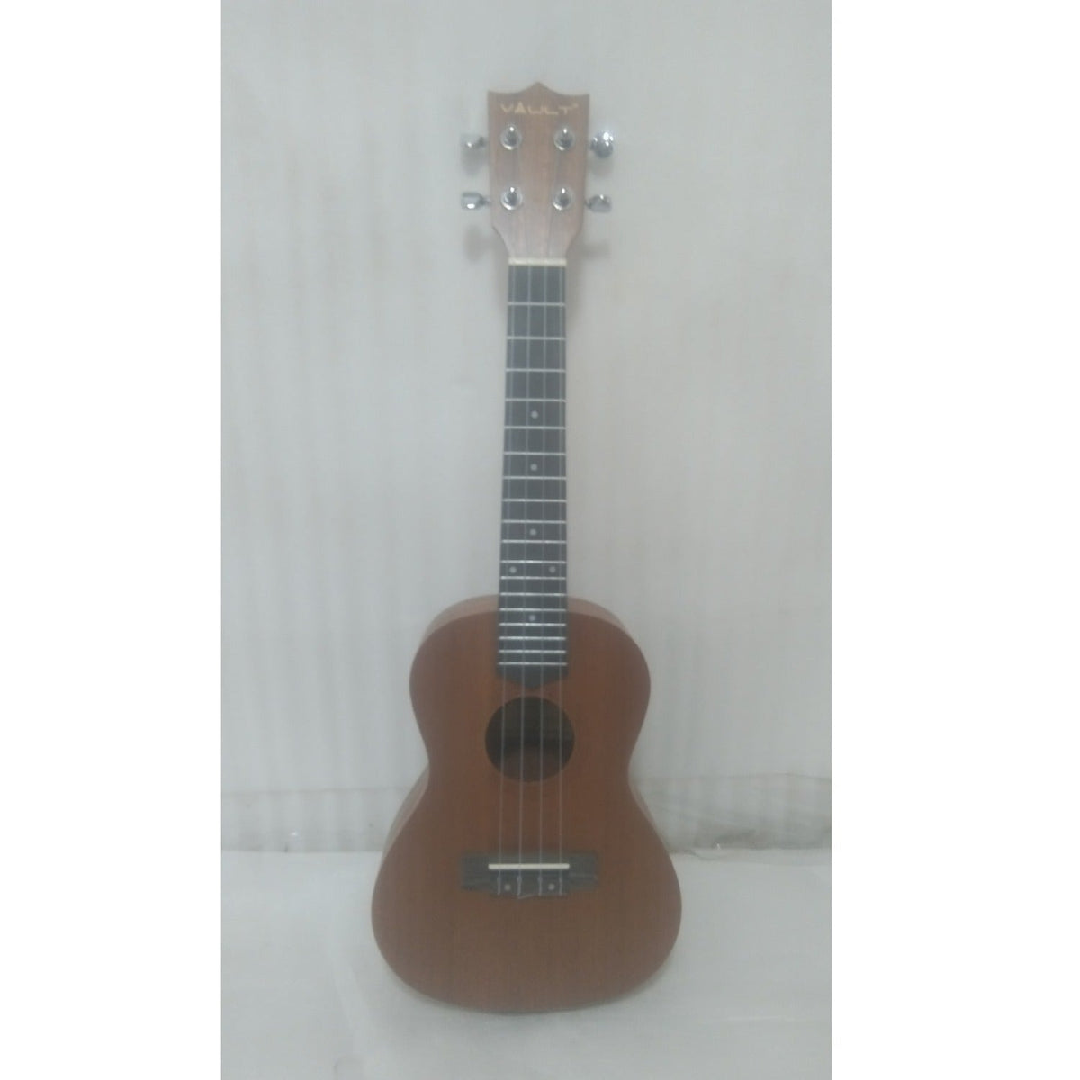 Vault UK-100C Concert Ukulele - Open Box B Stock
