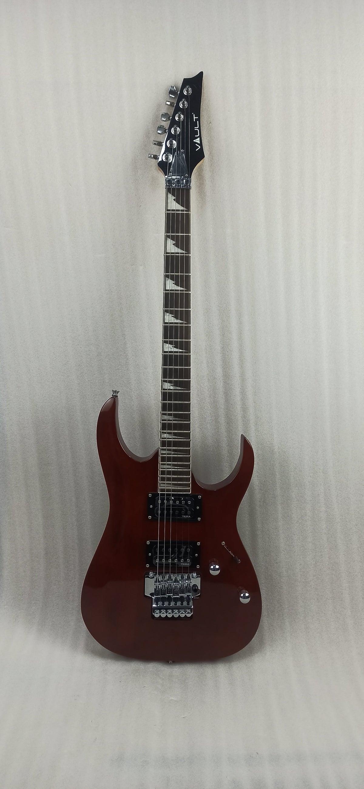 Vault Performer Pro RG 6 String Electric Guitar - High Gloss Solid Mahogany - Open Box