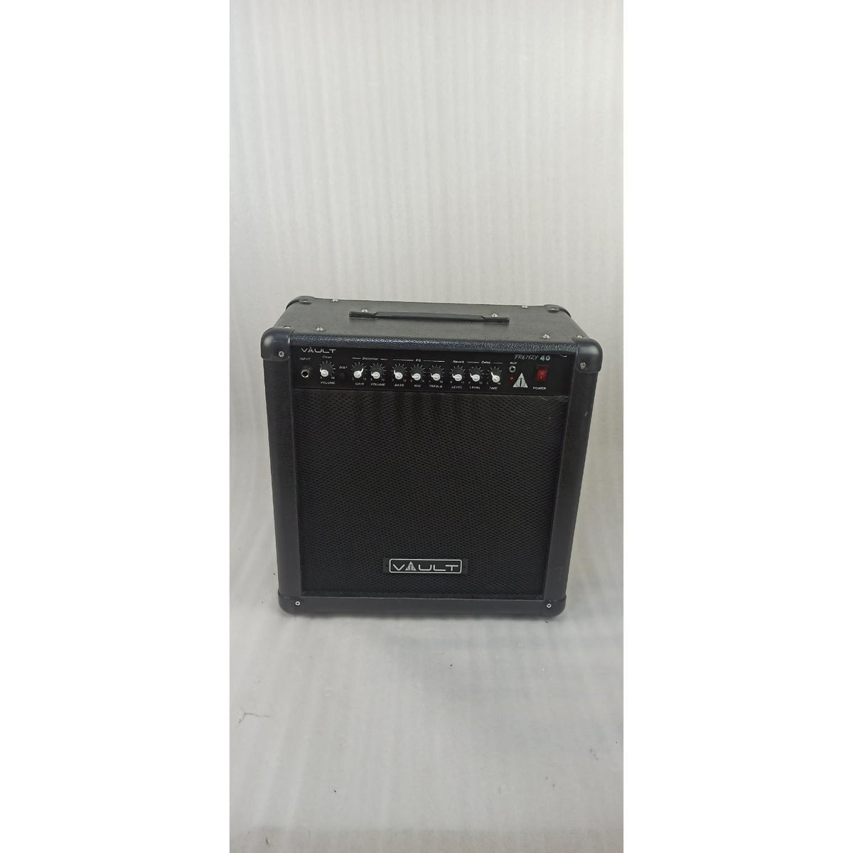 Vault Frenzy 40 Watt Combo Guitar Amplifier with Analog Distortion, Reverb & Delay All Playable Together - Open Box