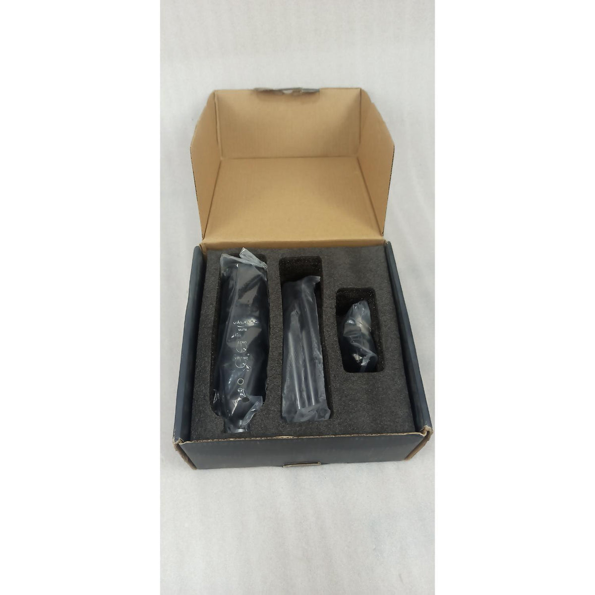 Vault UCM-FX USB Condenser Podcast Microphone Kit  with built in headphone out Volume /Gain control and Mute button for Gaming, Podcasting, Conference Calls, Recording, Singing and Dubbing - (USB Mic - E01) - Open Box B Stock